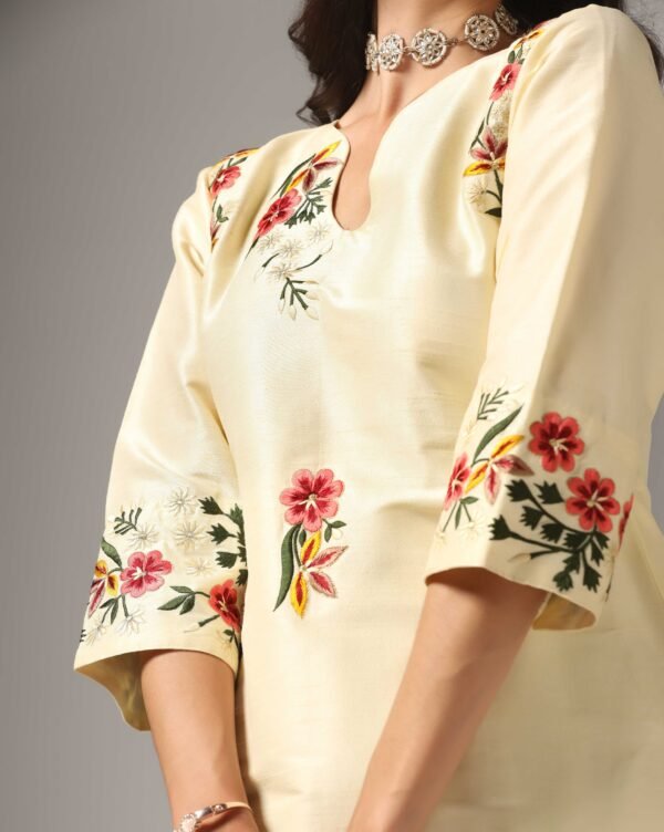 Creme Raw Silk Kurti with Pants & Dupatta - Image 3