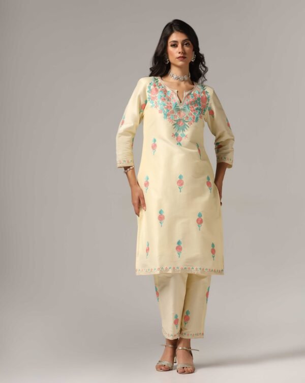 Creme Raw Silk Ari Embroidered Kurti with Pants & Dupatta - Image 5