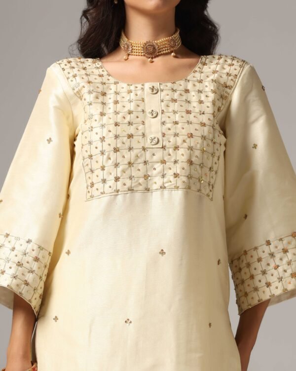 Kurti with Palazzo Pants & Dupatta - Image 10