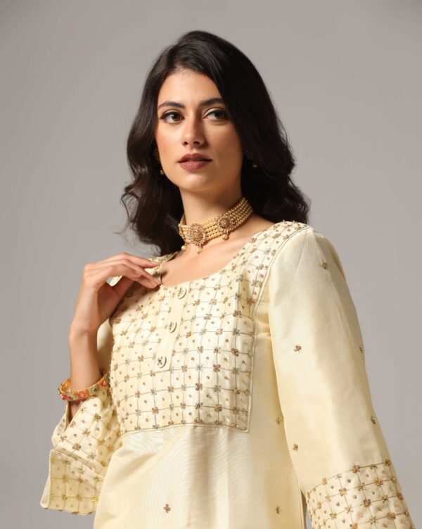 Kurti with Palazzo Pants & Dupatta - Image 13