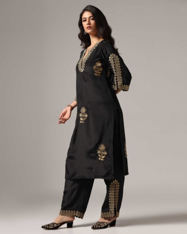 Kurti with Pants - Image 9