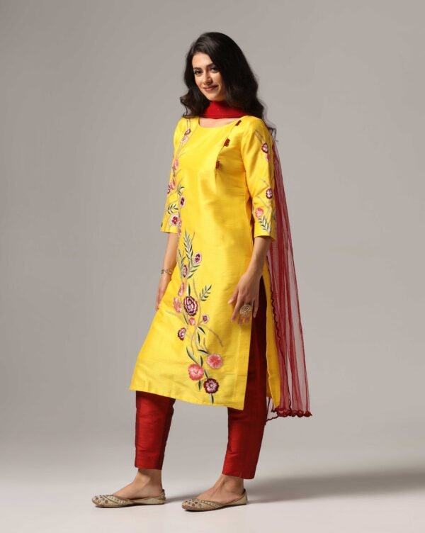 Kurti with Pants & Dupatta - Image 2