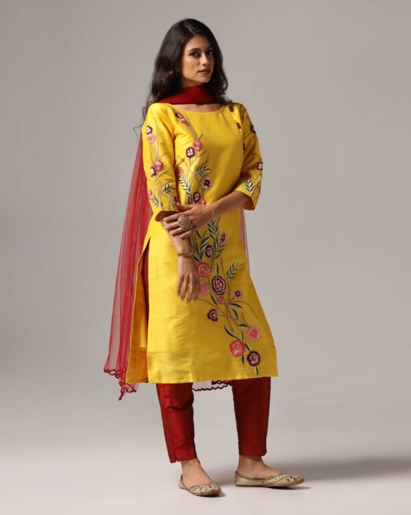 Kurti with Pants & Dupatta - Image 3