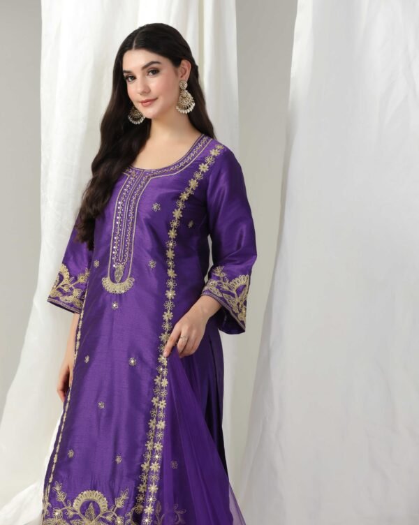 Pret a Porter Elegant Purple Raw Silk Suit - Image 10