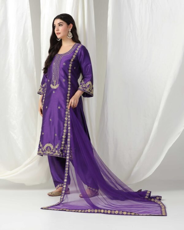 Pret a Porter Elegant Purple Raw Silk Suit - Image 9
