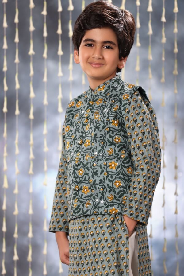 Grey Jaipuri Floral Print Jacket - Image 2