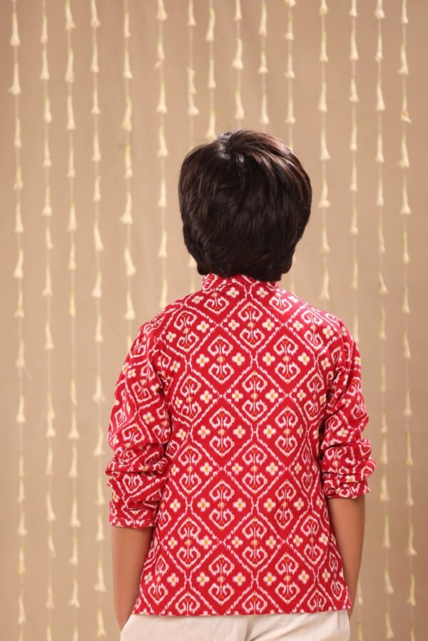 Red Ikat Print Short Kurta with White Pant Co-ord Set - Image 4