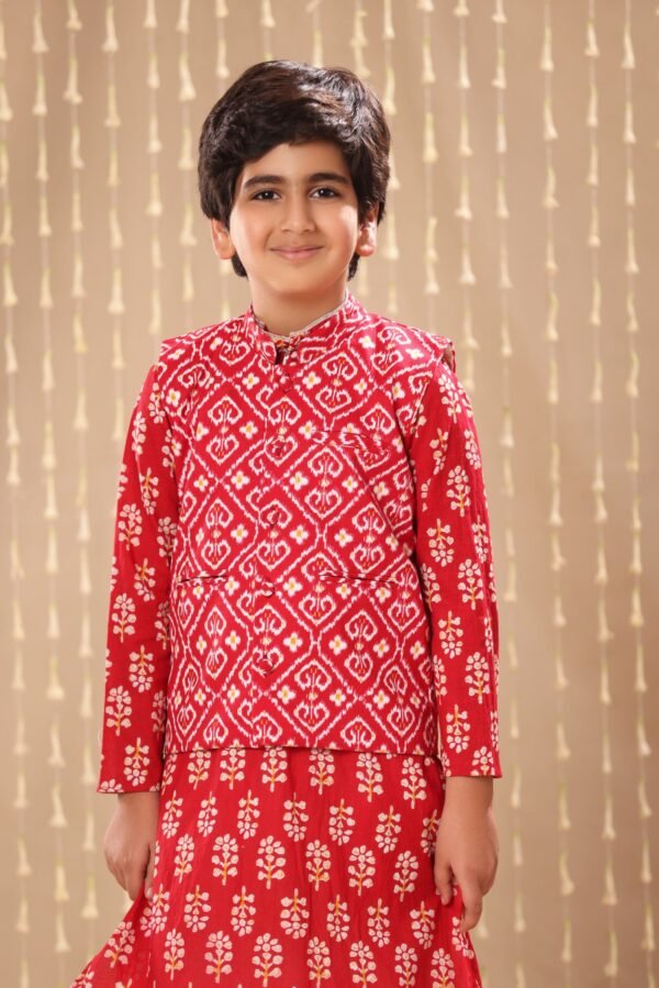 Red Jaipuri Handblock Floral Print Long Kurta Co-ord Set with Red Ikat Print Jacket - Image 5
