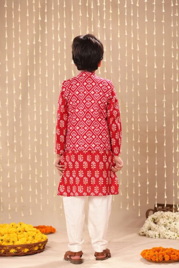 Red Jaipuri Handblock Floral Print Long Kurta Co-ord Set with Red Ikat Print Jacket - Image 3