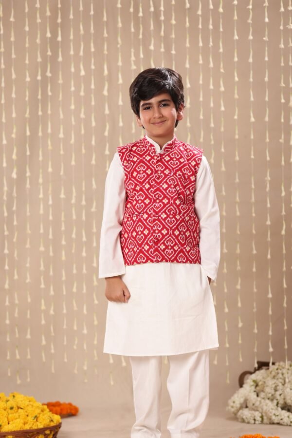White Kurta Pyjama Co-ord Set with Red Jaipuri Ikat Print Jacket - Image 3